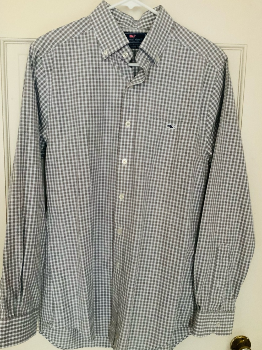 Men’s Vineyard Vines shirt Small slim